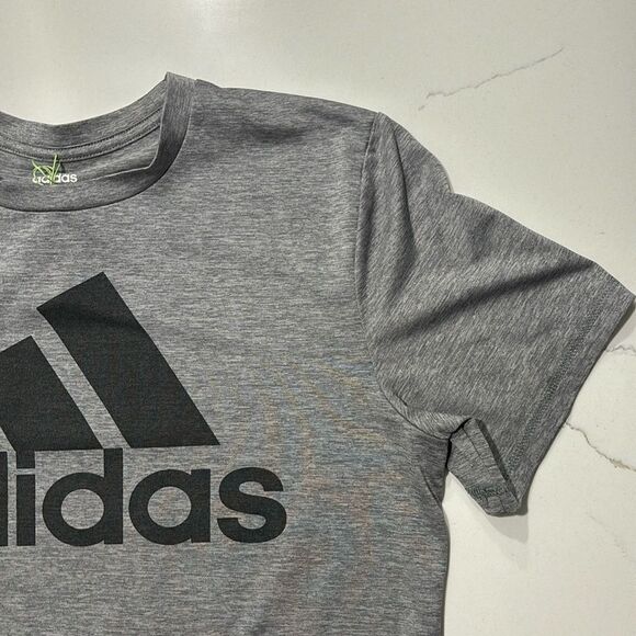 Adidas | Climalite Boys Grey T Shirt Black Logo gray Size XL 14/16 - Picture 3 of 16